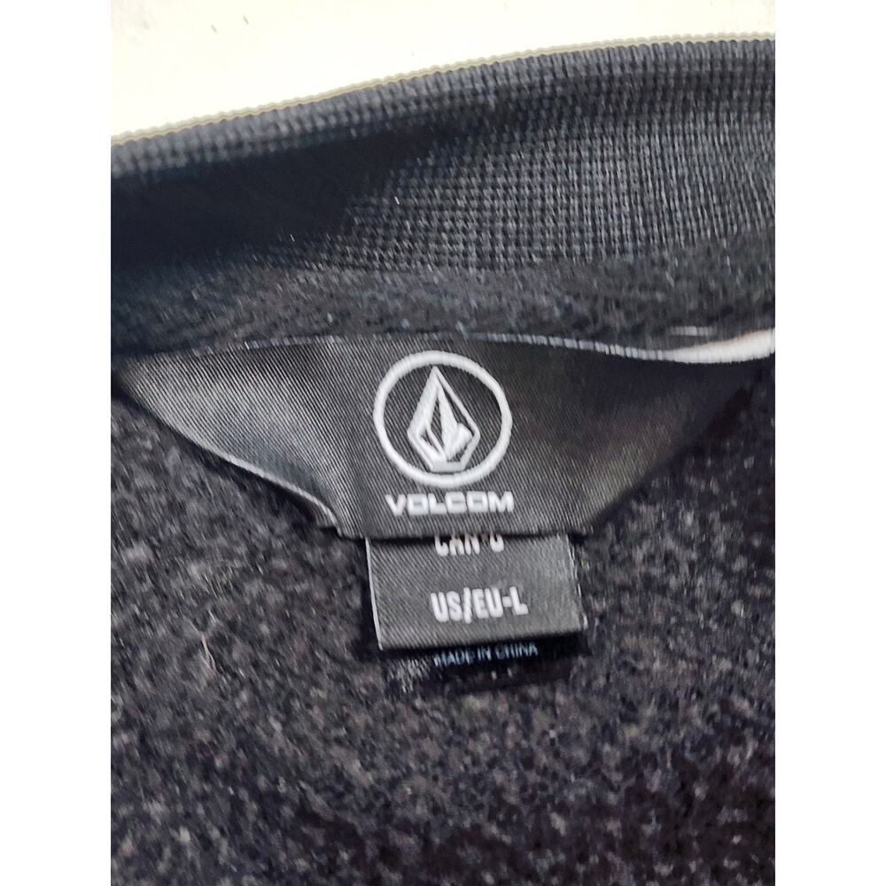 Volcom Skull Sweatshirt Mens Large Zip Pockets Quilted Panels Streetwear Graphic - Picture 11 of 12